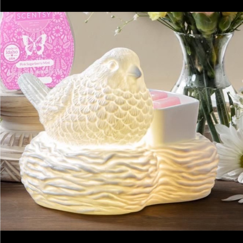 Scentsy Birds of a Feather Wax Melt Warmer